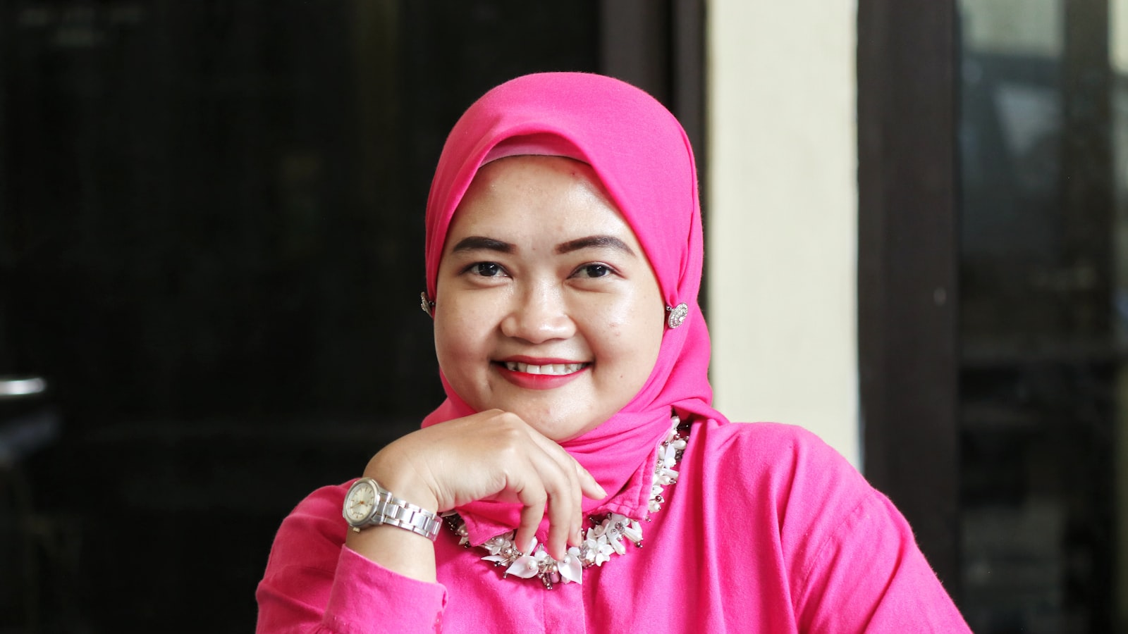 Profil Artis Moliy: Bintang Afro-Fusion yang Meledak dari TikTok ke Panggung Global