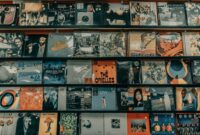 photo-1587731556938-38755b4803a6 Rekomendasi Musik Indie Pop-Folk Indonesia 2026: 12 Lagu Hangat buat Temani Weekend yang Pelan tapi Ngena